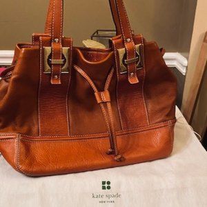 Kate Spade New York Bucket Bag - Cognac